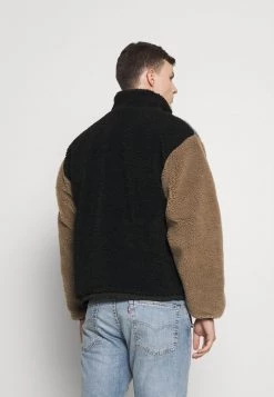 Mennace HENNESSEY OVERHEAD BORG JACKET - Winter Jacket - Black -Mennace Shop Online 022abf951b114c2da3905c1801d62ae7