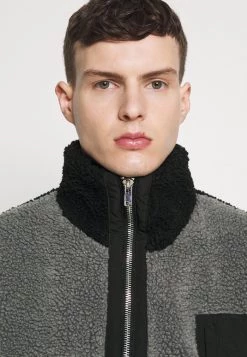 Mennace HENNESSEY OVERHEAD BORG JACKET - Winter Jacket - Black -Mennace Shop Online 0c7e3dc2313e42c097f8815b567dadc5