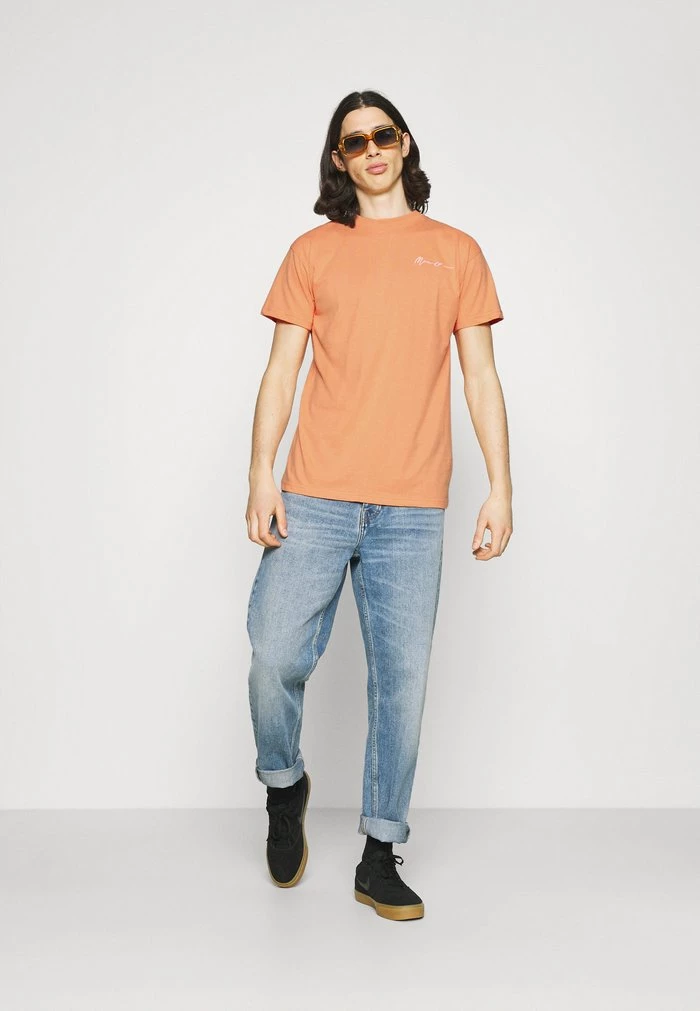 Mennace ESSENTIAL UNISEX - Print T-shirt - Peach 4 Mennace ESSENTIAL UNISEX - Print T-shirt - Peach - Image 2