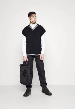 Mennace CUFFED TROUSER - Trousers - Black -Mennace Shop Online 36df5ffa906c415fadaa8fa2ca14c374