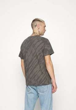 Mennace FLAMING STEED TIE DYE - Print T-shirt - Grey -Mennace Shop Online 372c5ee16ba44bc2a98c5ea43ff61b79