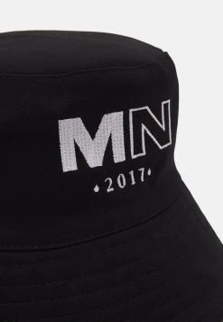 Mennace EMRBOIDERED LOGO UNISEX - Hat - Black -Mennace Shop Online 4243e6dd8111457fa1f9bc3a1307a5f2
