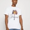 Mennace BURNING PALM REGULAR - Print T-shirt - White