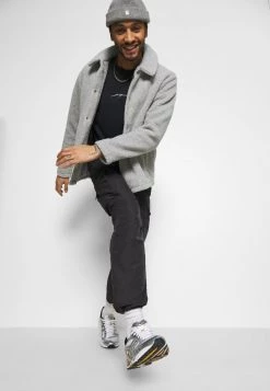 Mennace EXPANDING - Print T-shirt - Black -Mennace Shop Online 50199e977dcd48e28b03085b9bf1889c