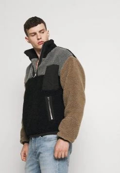 Mennace HENNESSEY OVERHEAD BORG JACKET - Winter Jacket - Black -Mennace Shop Online 6bcff0377e9d4540a7bb26c6ce3bcb97