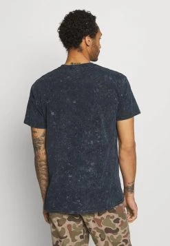 MENNACE CHEMICAL FLAME SKULL - Print T-shirt - Black 11 MENNACE CHEMICAL FLAME SKULL - Print T-shirt - Black -Mennace Shop Online 6d1a05964ca34c7e8f5fe8615061ec43