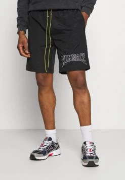 Mennace Shorts - Black