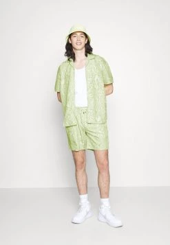 Mennace Shop Online -Mennace Shop Online 777b3e00bb3849cdaa249ef25e24a9e0