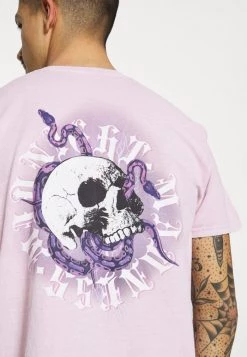Mennace ON THE RUN SKULL REGULAR - Print T-shirt - Pink -Mennace Shop Online 7cae584dbf7746c7a45052bf9e34fbf5