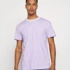 Mennace ON THE RUN TAB REGULAR - Print T-shirt - Lilac