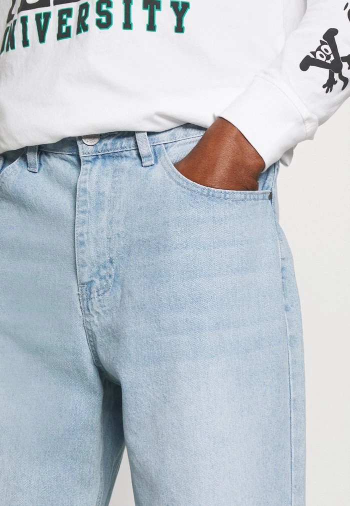 Mennace MIRROR WASHED RIPPED - Relaxed Fit Jeans - Mid Blue Wash 7 Mennace MIRROR WASHED RIPPED - Relaxed Fit Jeans - Mid Blue Wash - Image 5