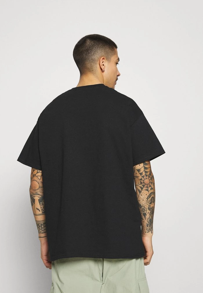 Mennace BURNING HOOP - Print T-shirt - Black 5 Mennace BURNING HOOP - Print T-shirt - Black - Image 3