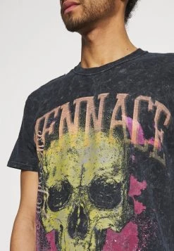 MENNACE CHEMICAL FLAME SKULL - Print T-shirt - Black 12 MENNACE CHEMICAL FLAME SKULL - Print T-shirt - Black -Mennace Shop Online 947af49336ce4cc2ae1232d9c8eee690