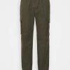 Mennace TROUSER - Cargo Trousers - Green
