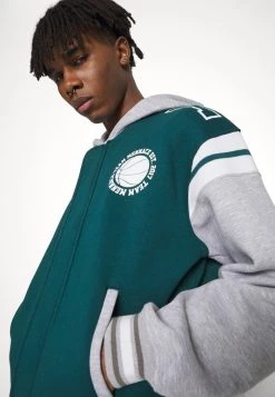 MENNACE TEAM HOODED BOMBER - Bomber Jacket - Green -Mennace Shop Online 95a67dad6d534305bd188a28e0c5f377