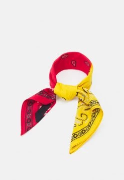 Mennace PAISLEY PRINT BANDANA UNISEX - Foulard - Yellow