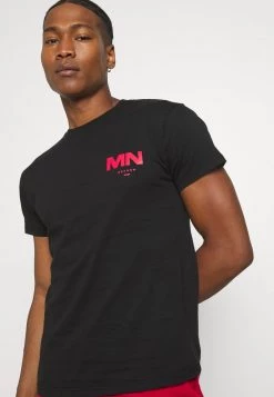 Mennace VINTAGE CAR REGULAR - Print T-shirt - Black -Mennace Shop Online a9d279d33afe432794f0f01862d4f6b3