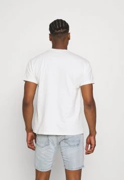 MENNACE CLASSIC SPORT - Print T-shirt - White -Mennace Shop Online aae39b5ac98a4ba3a98bcb029d311654