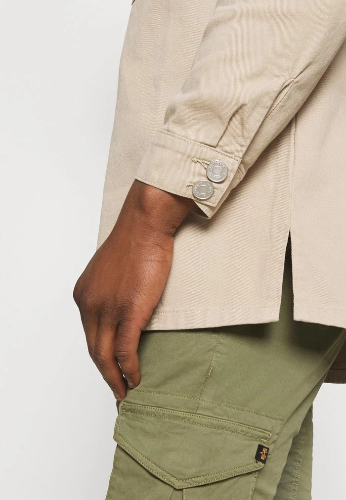 Mennace AFTERMATH DOUBLE POCKET - Shirt - Beige 8 Mennace AFTERMATH DOUBLE POCKET - Shirt - Beige - Image 6